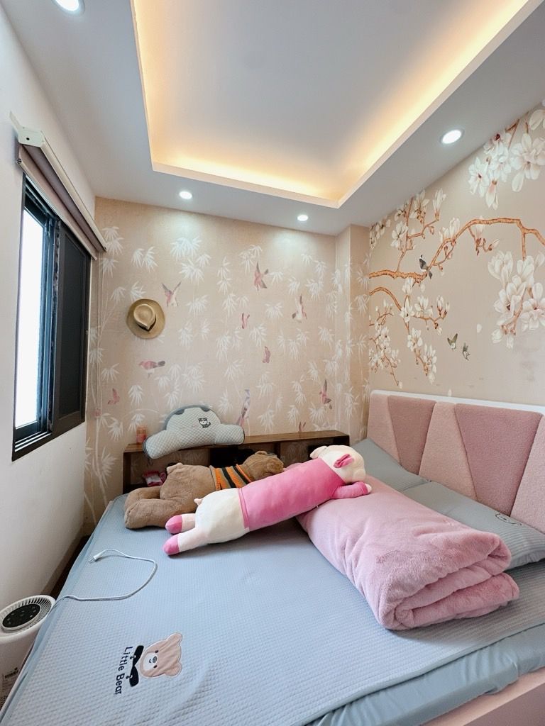 Bán nhà Đê La Thành - diện tích 37m2 6 tầng - Thang máy, ngõ thông - giá 2,28 tỷ