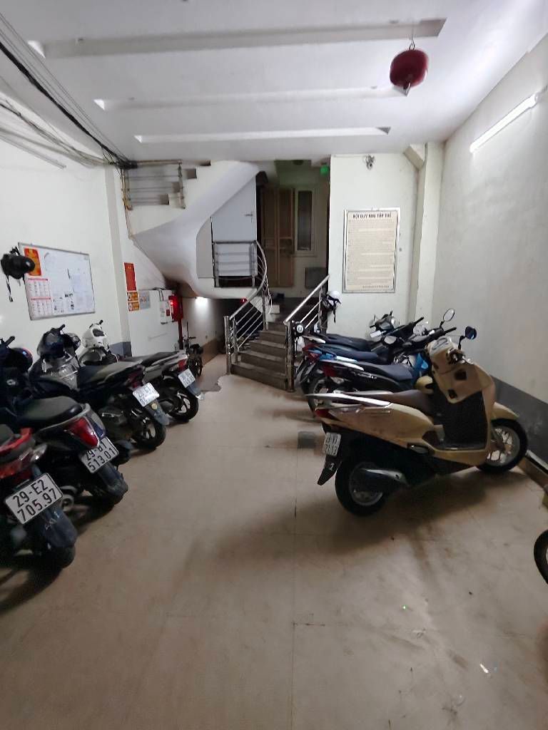 Bán nhà Quan Nhân - diện tích 50m2 1 tầng - Căn hộ CCMN 2 ngủ - giá 2,5 tỷ