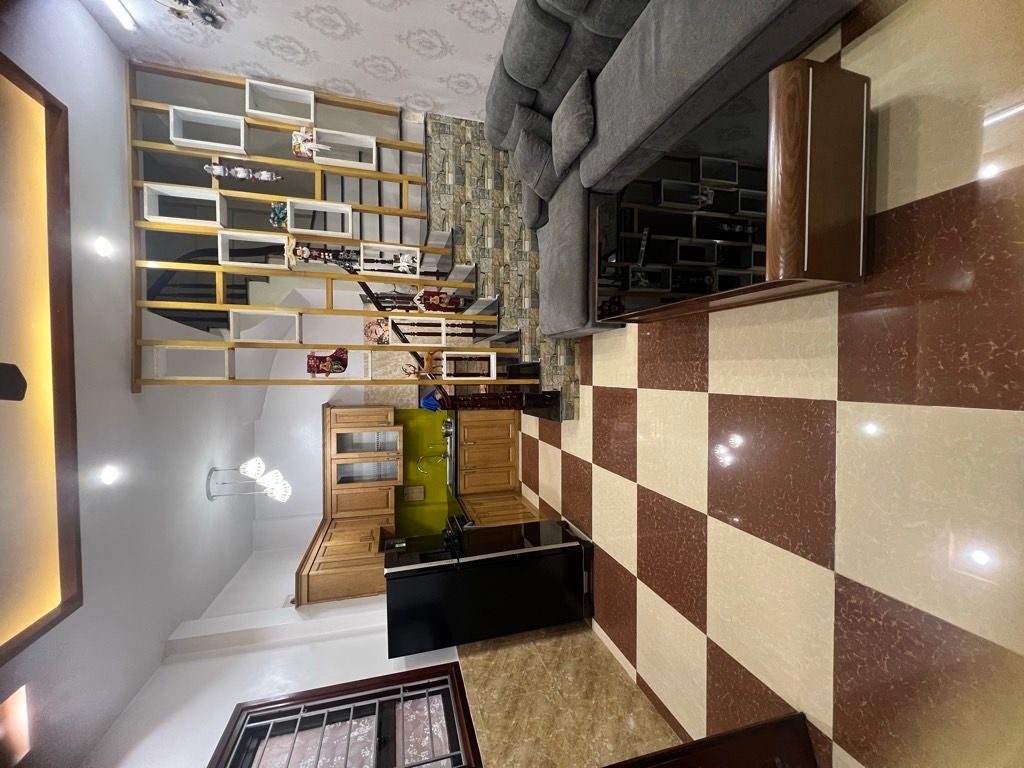 Bán nhà Nam Dư - diện tích 45m2 4 tầng - gần ô tô - giá 8,4 tỷ