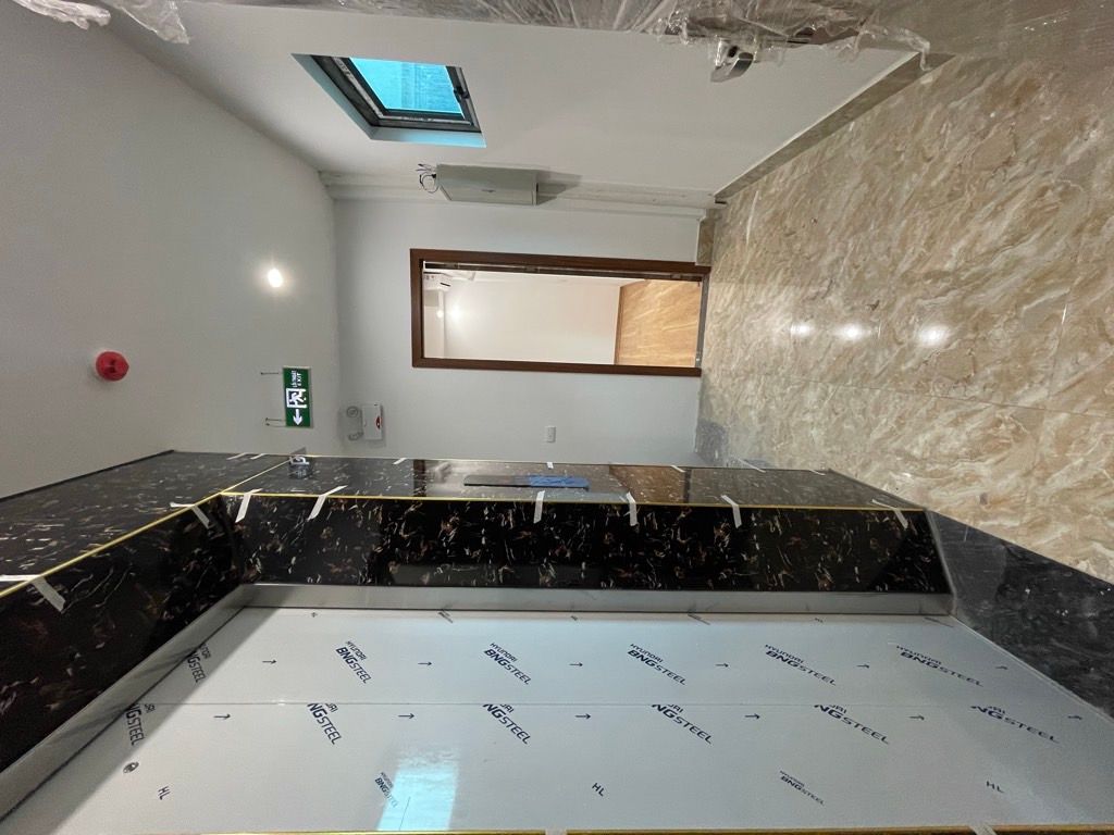 Bán nhà Nguyễn Lương Bằng - diện tích 47.4m2 7 tầng - Lô góc 3 thoáng - giá 13,6 tỷ