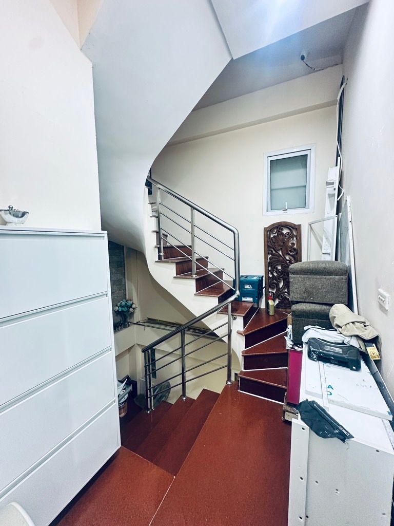 Bán nhà Định Công - diện tích 52m2 5 tầng - Gần đường 2.5, ngõ thông - giá 15,6 tỷ