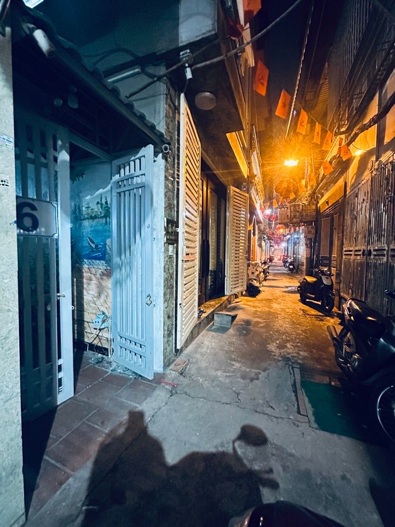 Bán nhà Định Công - diện tích 52m2 5 tầng - Gần đường 2.5, ngõ thông - giá 15,6 tỷ