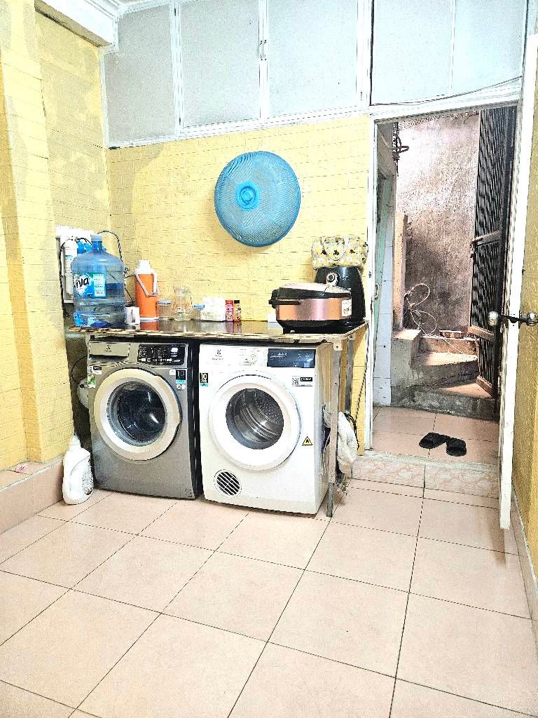 Bán nhà Nguyễn Chính - diện tích 65m2 1 tầng - ô tô đỗ cửa - giá 3,6 tỷ