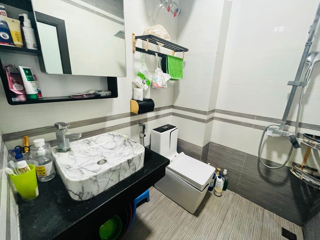 Bán nhà Ngõ Quỳnh - diện tích 43m2 4 tầng - Ô TÔ ĐỖ CỬA - giá 13,5 tỷ