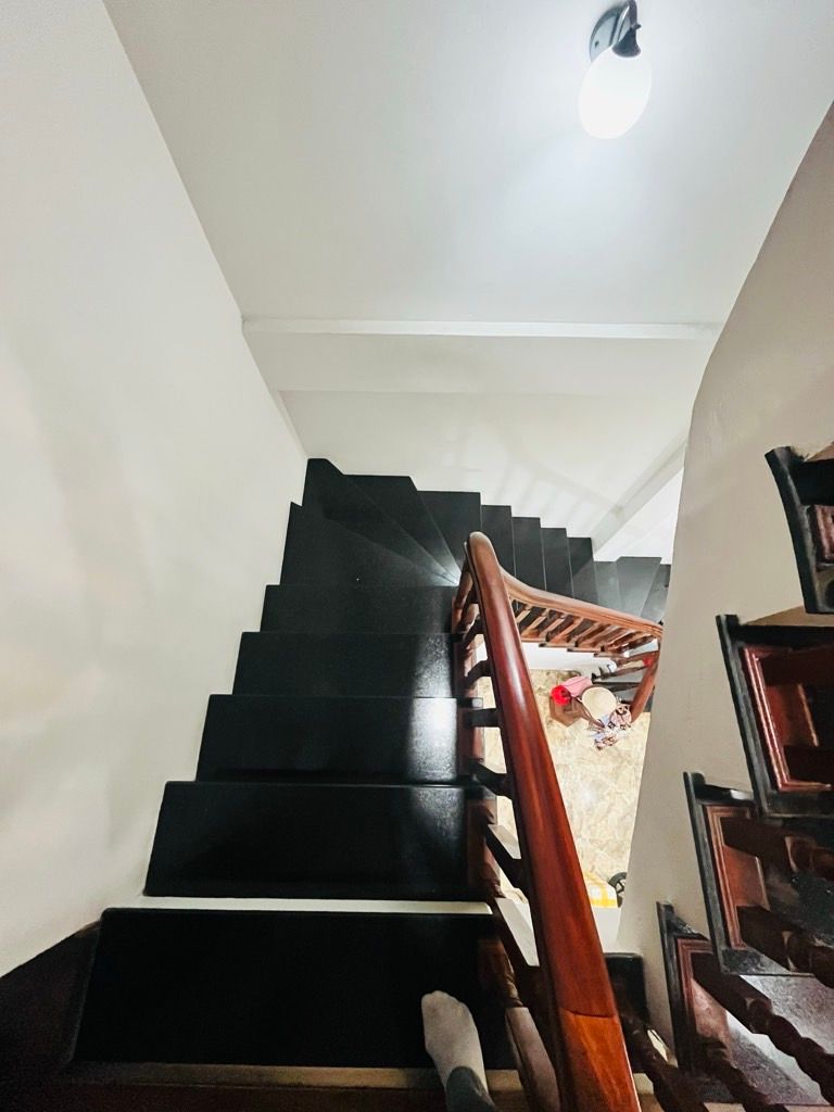 Bán nhà Ngõ Quỳnh - diện tích 43m2 4 tầng - Ô TÔ ĐỖ CỬA - giá 13,5 tỷ