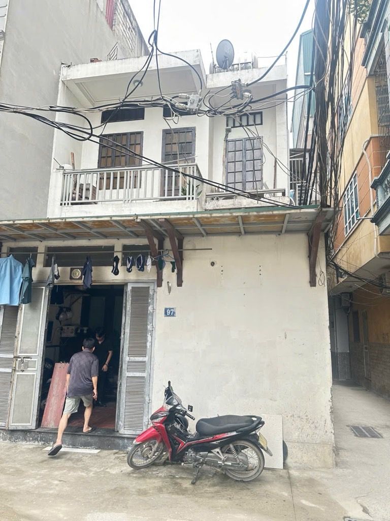 Bán nhà Minh Khai - diện tích 45.6m2 2 tầng - Mặt ngõ kinh doanh - giá 20 tỷ