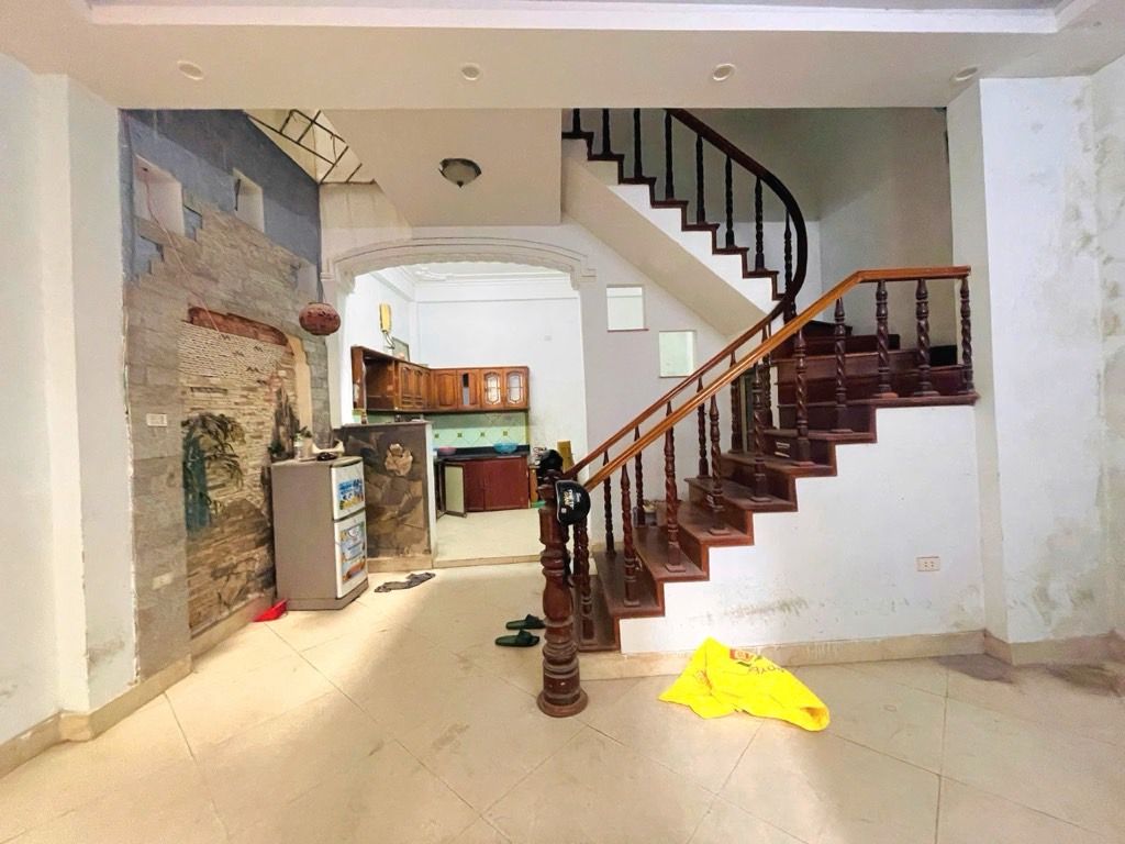 Bán nhà Tô Vĩnh Diện - diện tích 47.9m2 4 tầng - Ngõ thoáng rộng - giá 11,3 tỷ