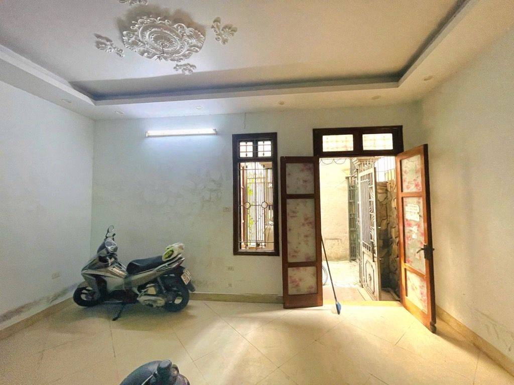 Bán nhà Tô Vĩnh Diện - diện tích 47.9m2 4 tầng - Ngõ thoáng rộng - giá 11,3 tỷ