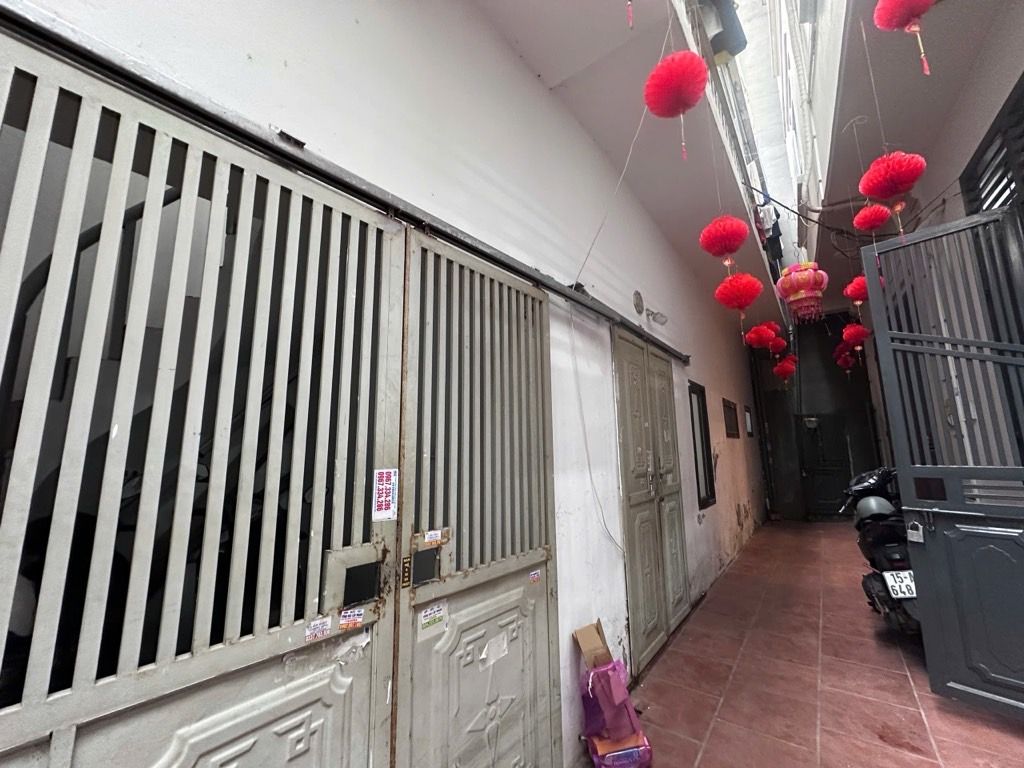 Bán nhà Bằng Liệt - diện tích 45m2 2 tầng - Ngõ 61 thông ra chợ Bằng A - giá 6,5 tỷ