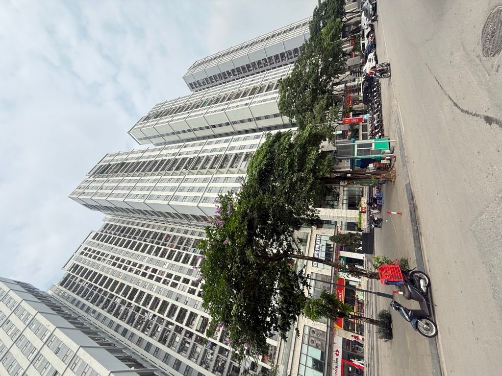 Bán nhà Trần Thủ Độ - diện tích 72.1m2 2 tầng - Căn hộ kinh doanh - giá 4,9 tỷ