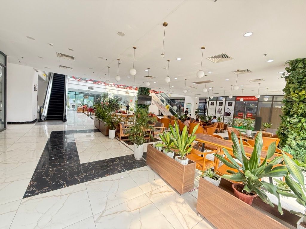 Bán nhà Trần Thủ Độ - diện tích 69.9m2 2 tầng - CĂN HỘ KINH DOANH - giá 4,7 tỷ