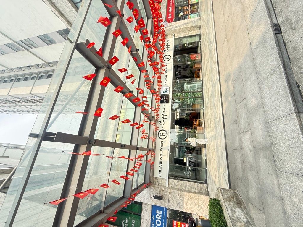 Bán nhà Trần Thủ Độ - diện tích 69.9m2 2 tầng - CĂN HỘ KINH DOANH - giá 4,7 tỷ