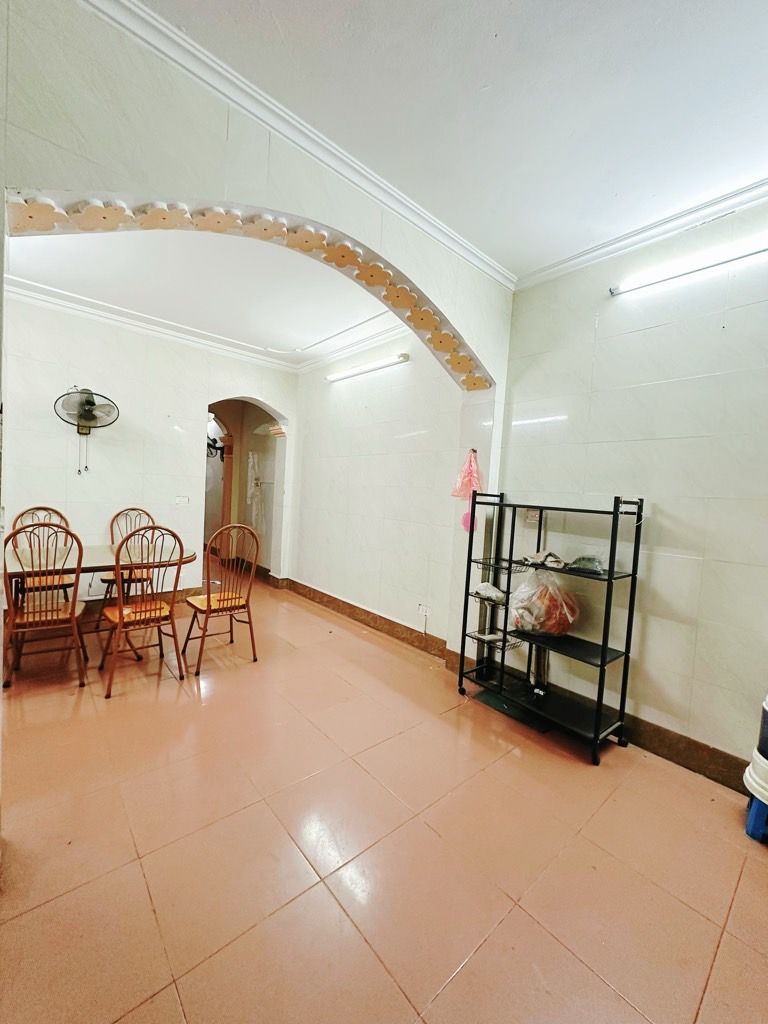 Bán nhà Vương Thừa Vũ - diện tích 50m2 3 tầng - ô tô tránh - giá 20 tỷ