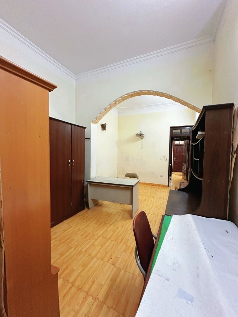 Bán nhà Vương Thừa Vũ - diện tích 50m2 3 tầng - ô tô tránh - giá 20 tỷ