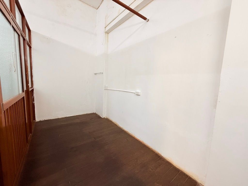 Bán nhà Phùng Khắc Khoan - diện tích 32m2 1 tầng - Lô góc 2 mặt thoáng - giá 5,2 tỷ