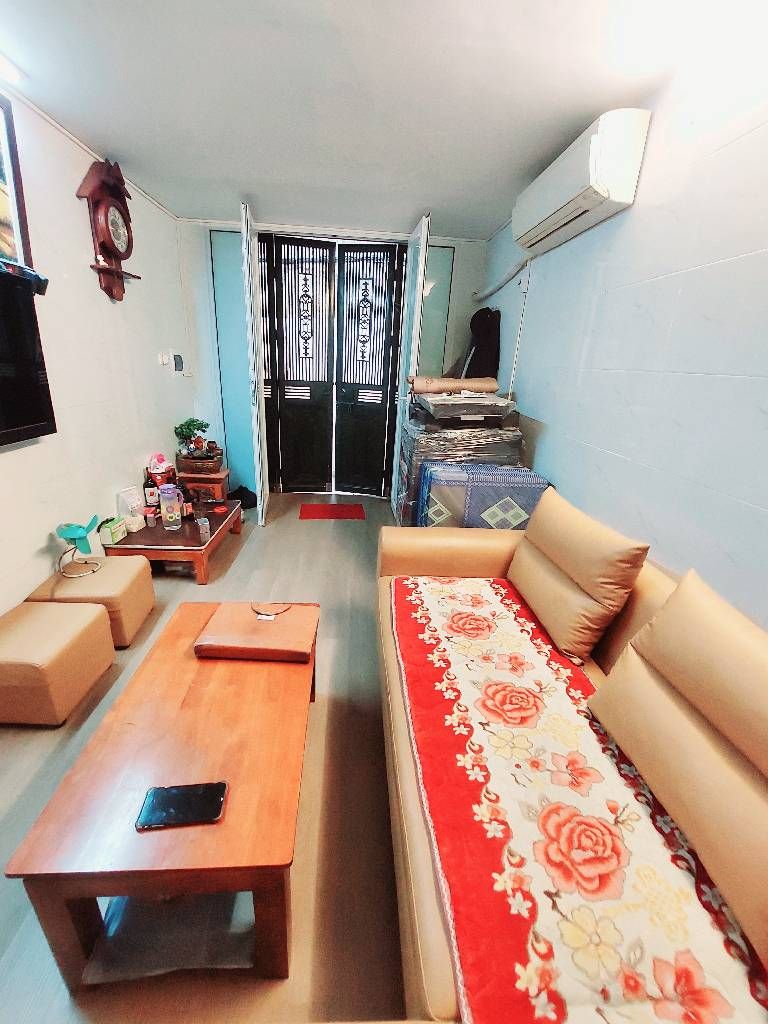 Bán nhà Giải Phóng - diện tích 20m2 2 tầng - Ngõ 364 - giá 2,16 tỷ