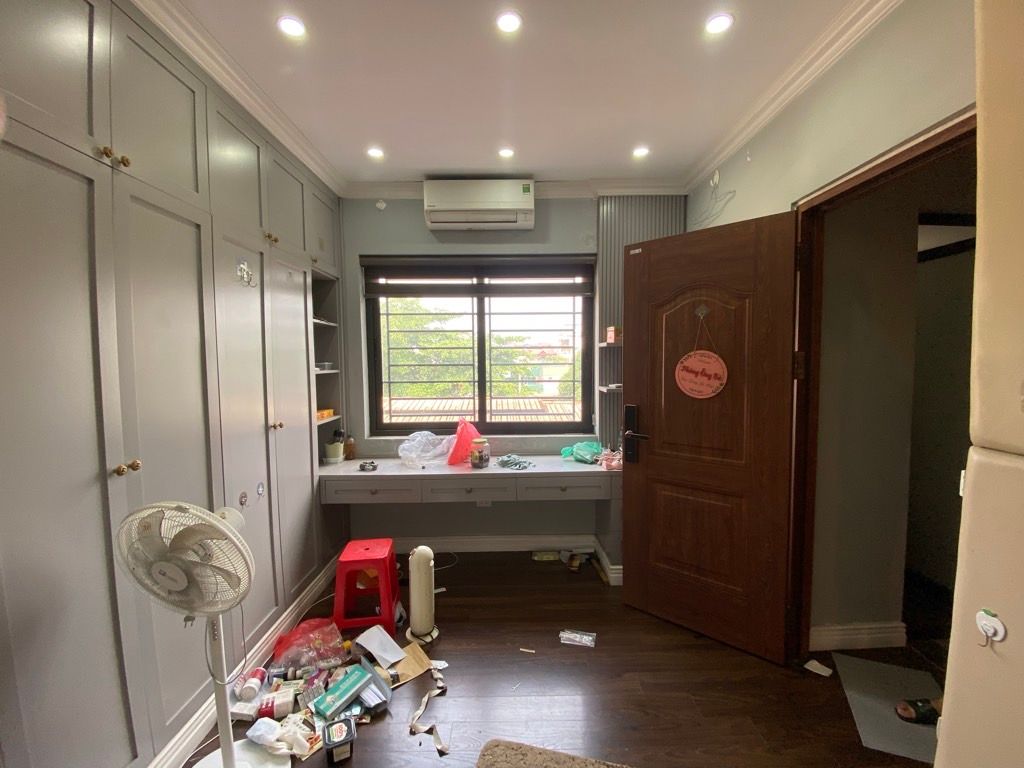 Bán nhà Thịnh Liệt - diện tích 43.2m2 6 tầng - Ô Tô tránh - giá 15 tỷ