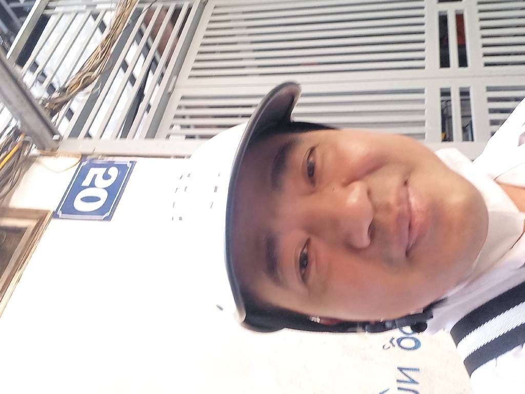 Bán nhà Khâm Đức - diện tích 37m2 5 tầng - ngõ trước nhà xe máy tránh - giá 9,8 tỷ