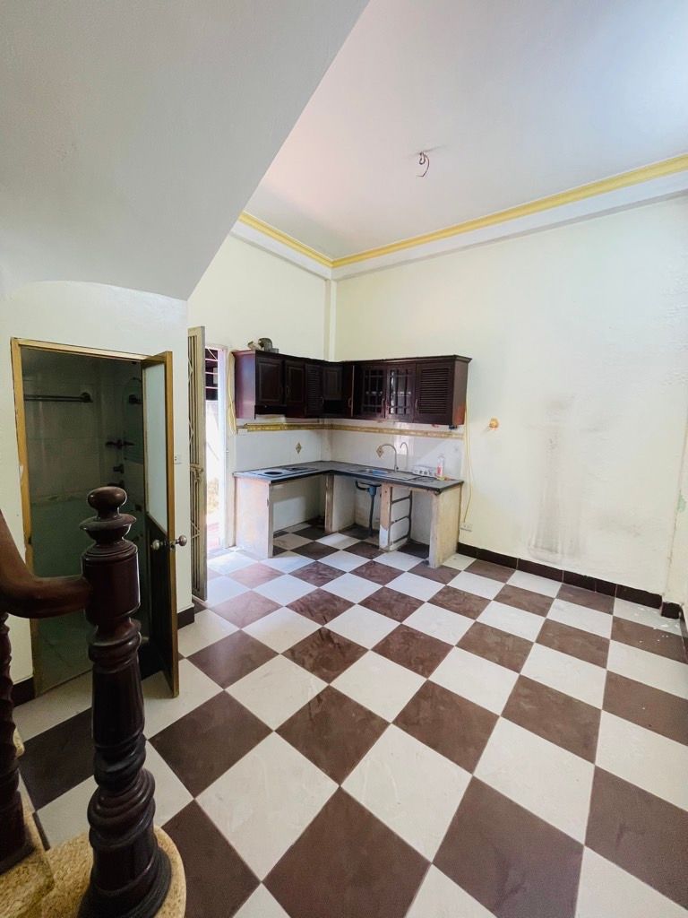 Bán nhà Nguyễn Khoái - diện tích 39.8m2 4 tầng - gần ô tô - giá 5,4 tỷ