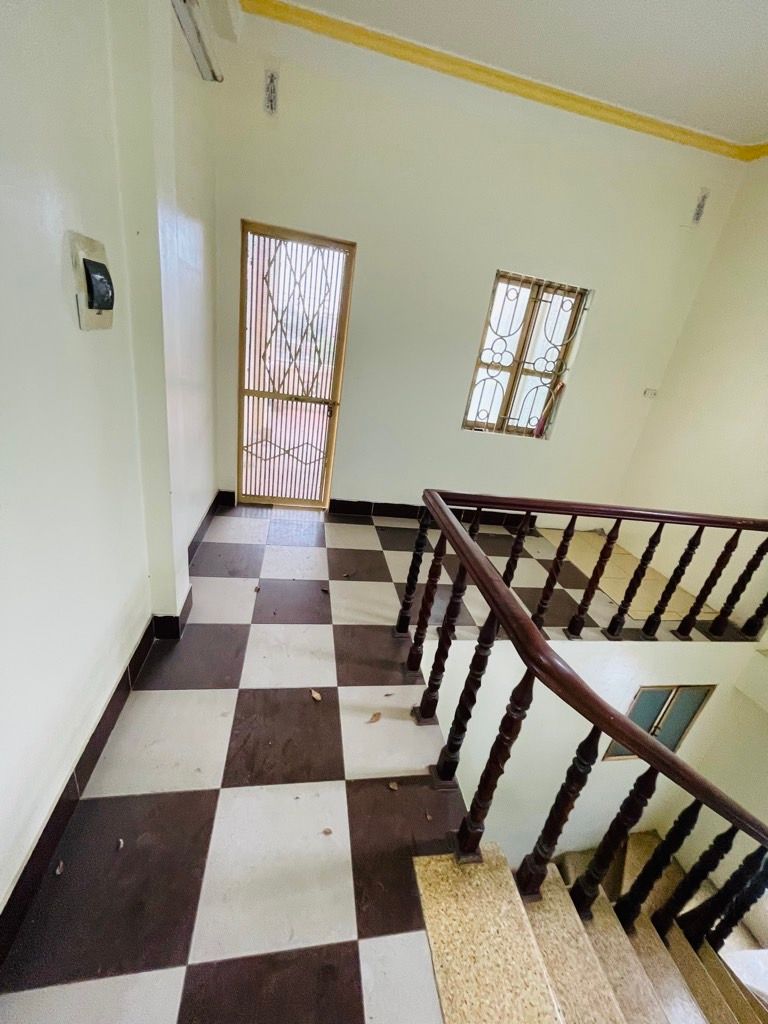 Bán nhà Nguyễn Khoái - diện tích 39.8m2 4 tầng - gần ô tô - giá 5,4 tỷ