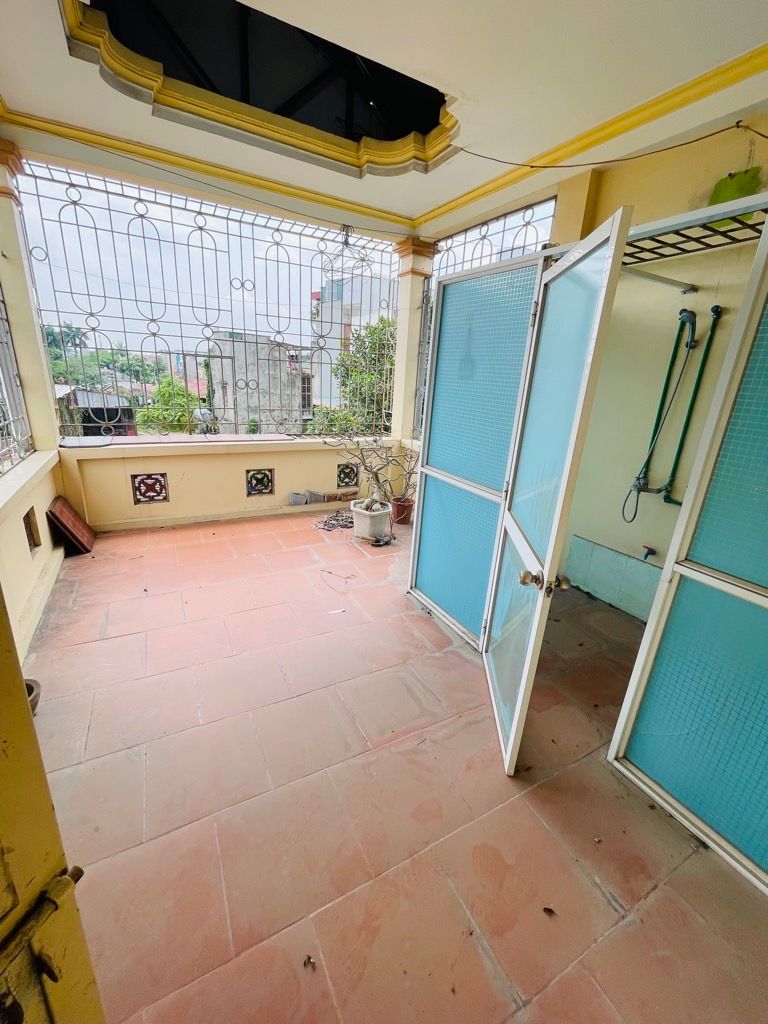 Bán nhà Nguyễn Khoái - diện tích 39.8m2 4 tầng - gần ô tô - giá 5,4 tỷ