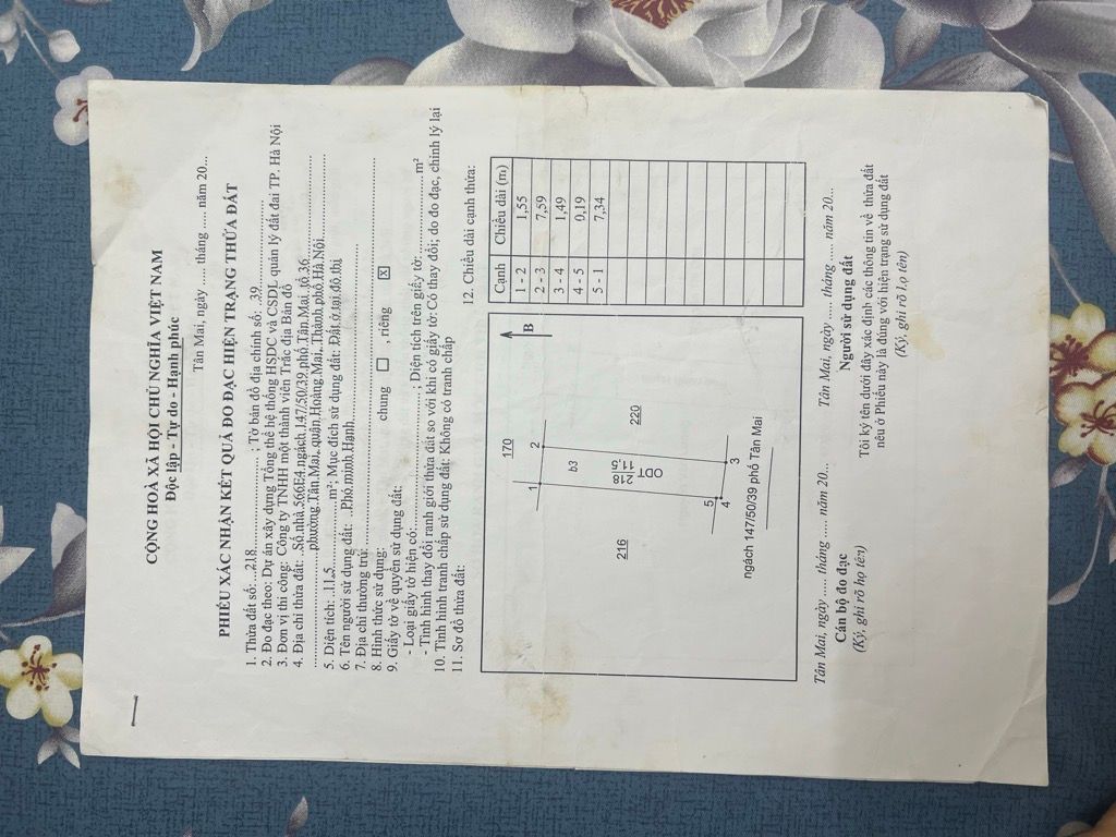 Bán nhà Tân Mai - diện tích 11m2 3 tầng - vị trí đẹp, ngõ ngách thông - giá 1,65 tỷ