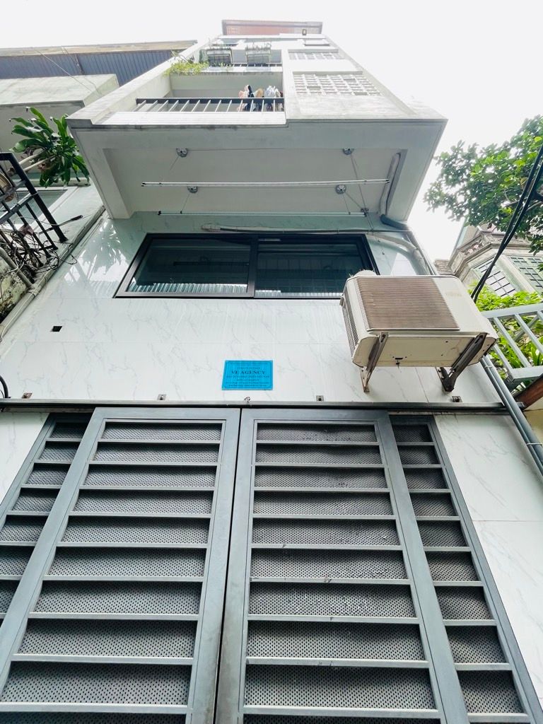 Bán nhà Nguyễn Trãi - diện tích 46m2 6 tầng - Thang máy - giá 12,8 tỷ