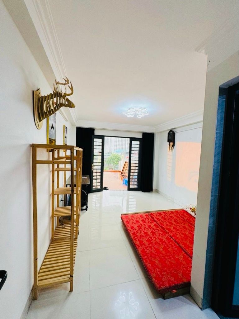 Bán nhà Nguyễn Trãi - diện tích 46m2 6 tầng - Thang máy - giá 12,8 tỷ