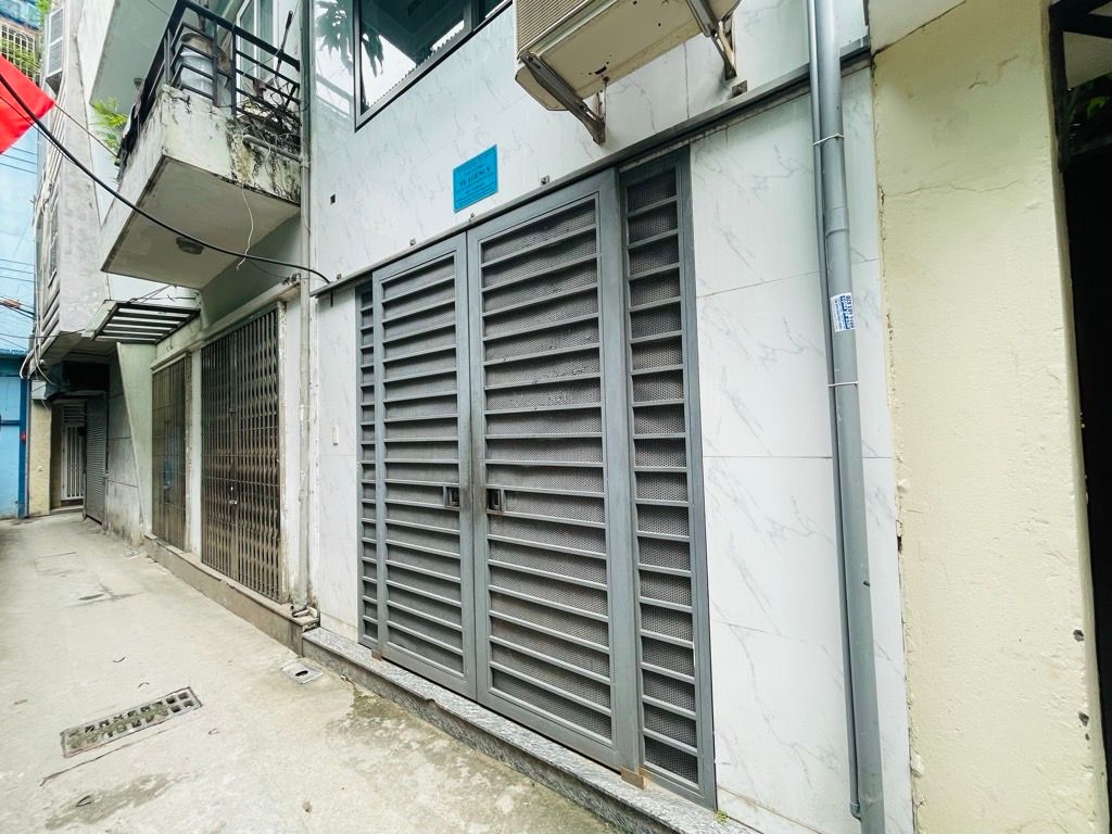 Bán nhà Nguyễn Trãi - diện tích 46m2 6 tầng - Thang máy - giá 12,8 tỷ