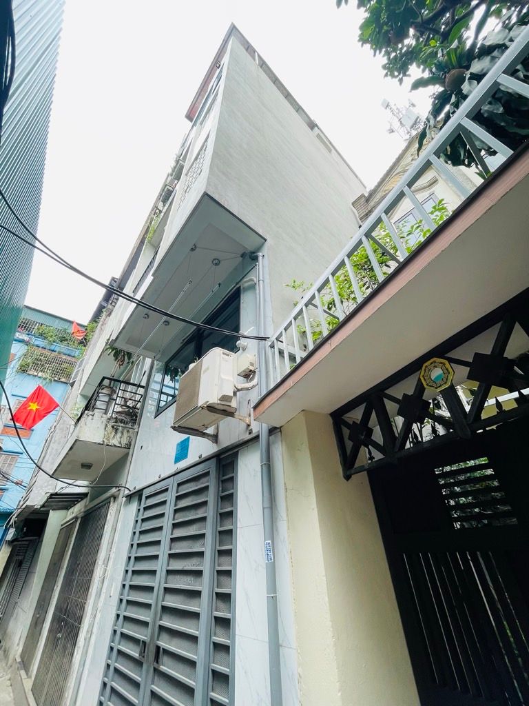 Bán nhà Nguyễn Trãi - diện tích 46m2 6 tầng - Thang máy - giá 12,8 tỷ