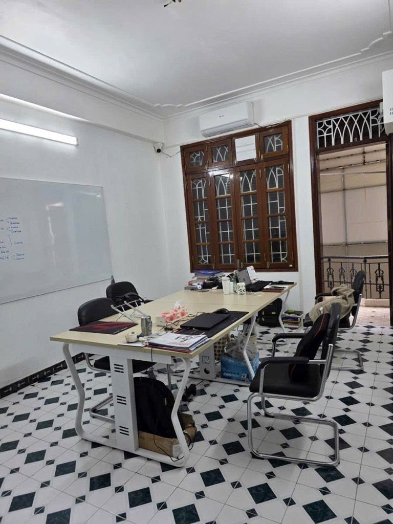 Bán nhà Khuất Duy Tiến - diện tích 50.4m2 4 tầng - Ô TÔ TRÁNH - giá 24,5 tỷ