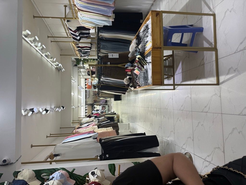 Bán nhà Nguyễn quý Đức - diện tích 37,5m2 1 tầng - Mặt ngõ to ô tô tránh - giá 10 tỷ