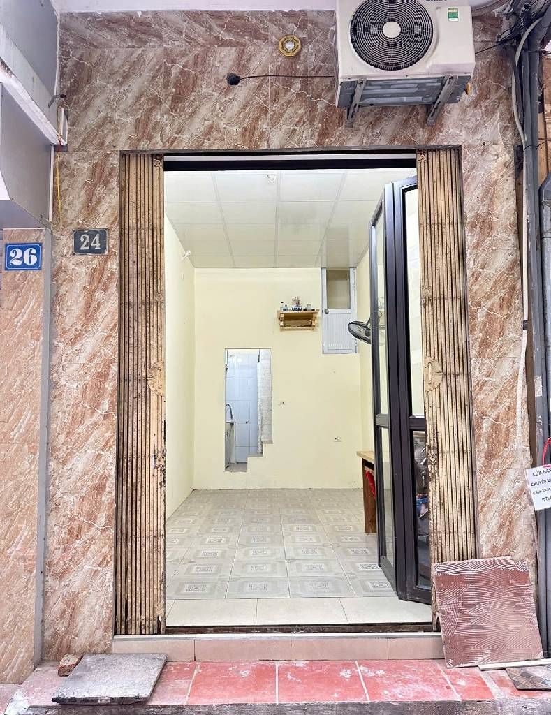 Bán nhà Hòa Bình 2 - diện tích 36m2 3 tầng - Mặt ngõ kinh doanh - giá 13,5 tỷ