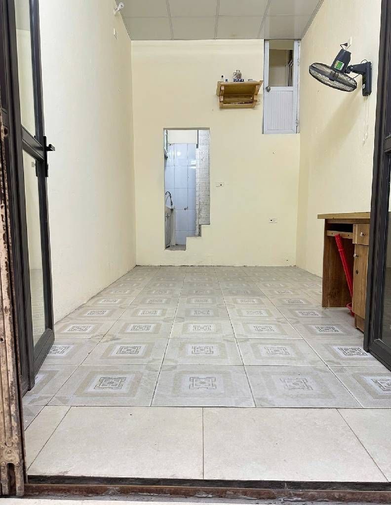 Bán nhà Hòa Bình 2 - diện tích 36m2 3 tầng - Mặt ngõ kinh doanh - giá 13,5 tỷ