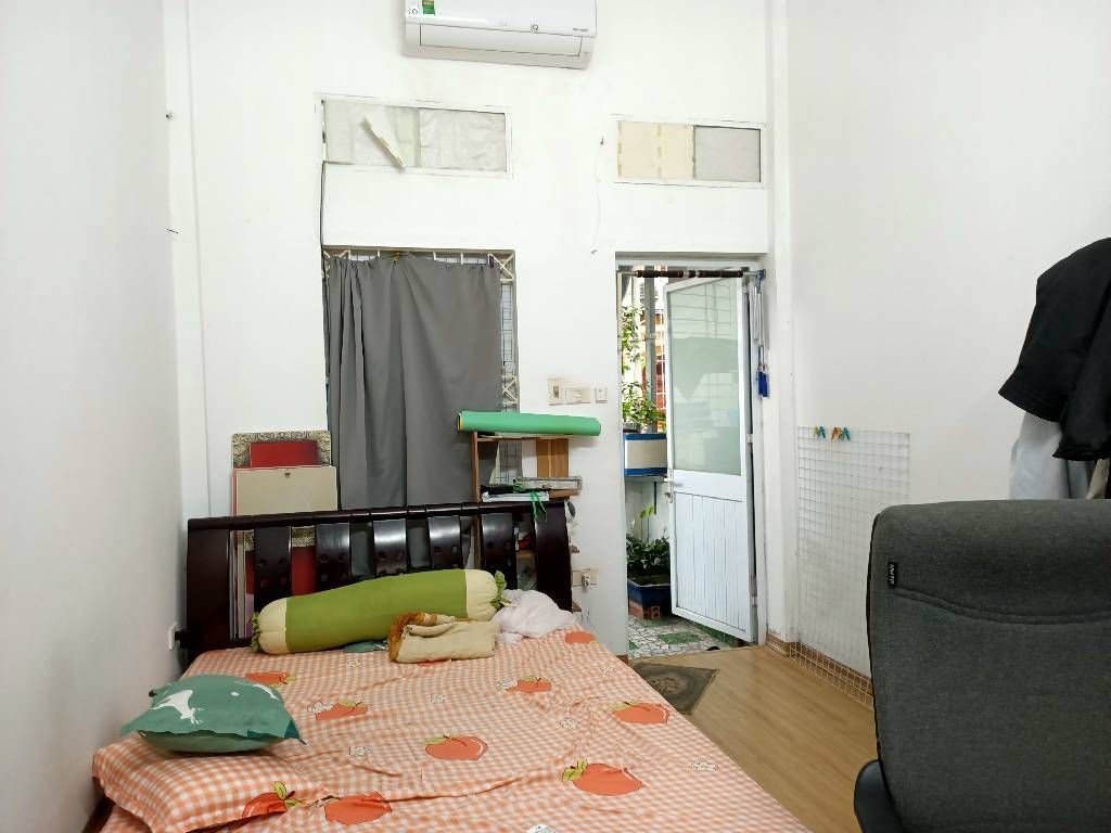 Bán nhà Hoàng Mai - diện tích 40.3m2 3 tầng - Ô TÔ ĐỖ GẦN - giá 7,0 tỷ