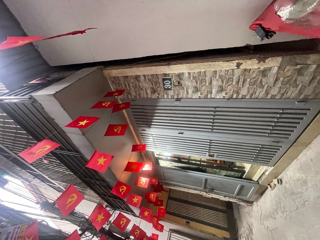 Bán nhà Định Công Thượng - diện tích 25m2 4 tầng - Lô góc 2 mặt ngõ, thông khắp ngả - giá 5,35 tỷ