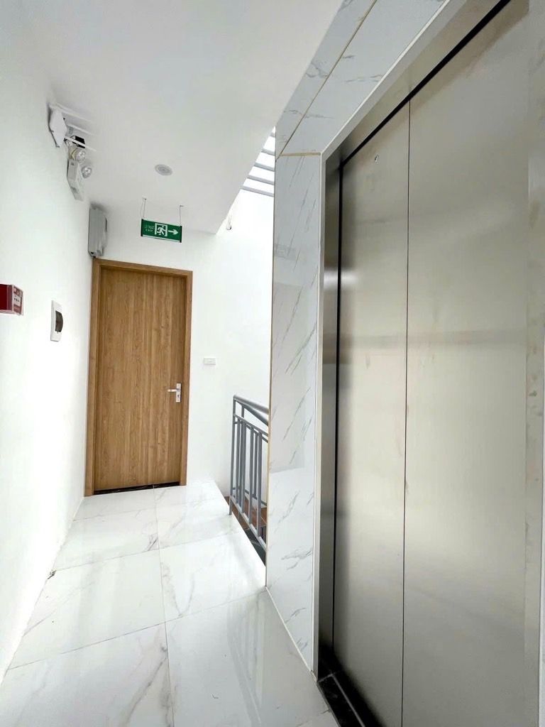 Bán nhà Láng - diện tích 58m2 5 tầng - Nhà đẹp 8 phòng khép kín - giá 11,5 tỷ