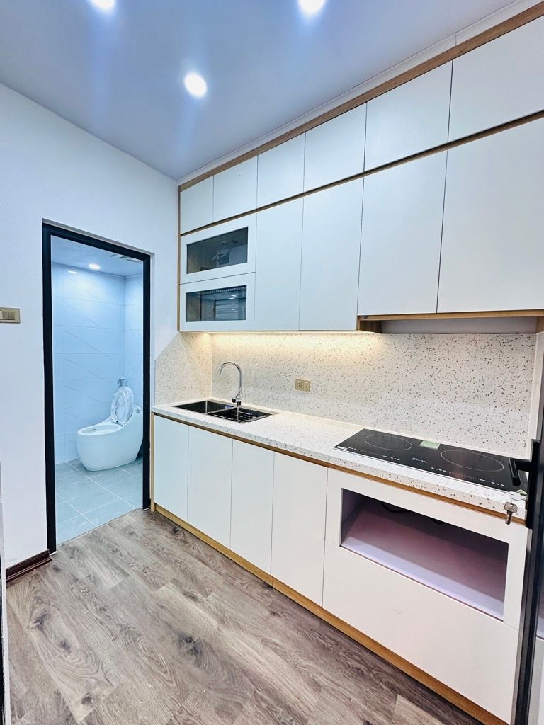 Bán nhà Ngõ Văn Hương - diện tích 22,7m2 1 tầng - Căn hộ mới keng, full nội thất - giá 3,85 tỷ