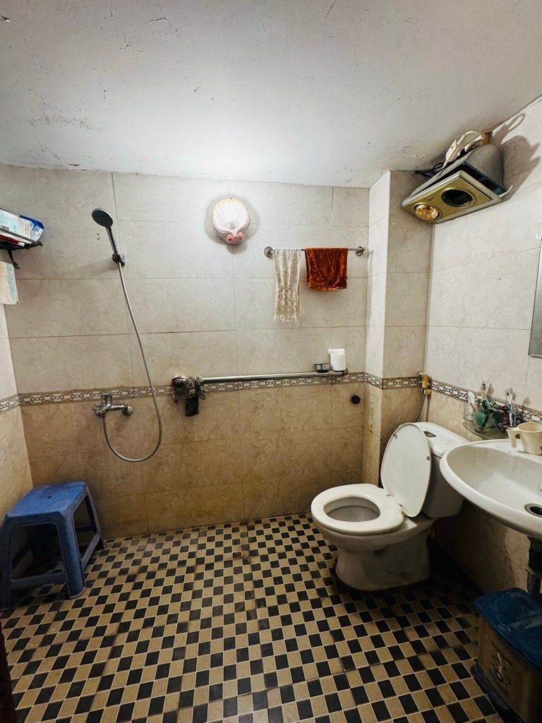 Bán nhà Ngõ Văn Chương - diện tích 45m2 4 tầng - Ô chờ thang máy - giá 13,8 tỷ