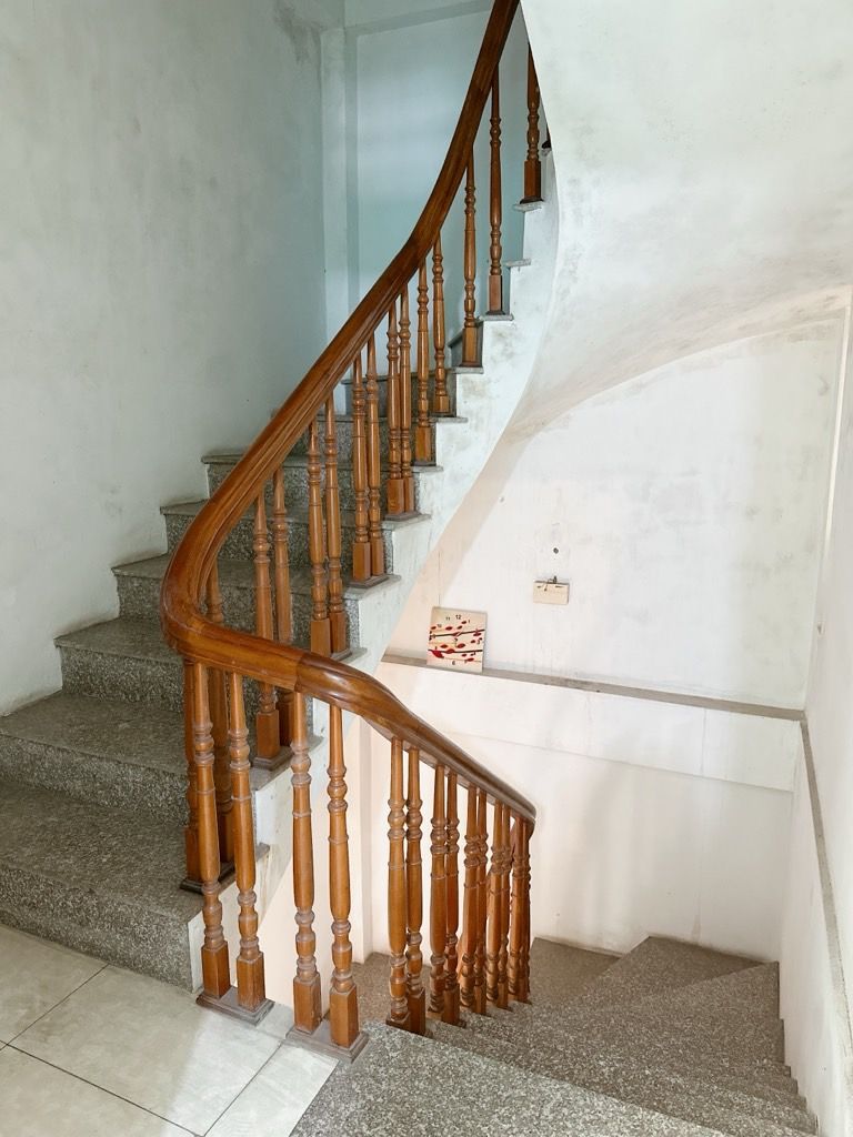 Bán nhà Trường Chinh - diện tích 40.5m2 3 tầng - Ngõ thông, cách mặt phố 40m - giá 12,5 tỷ