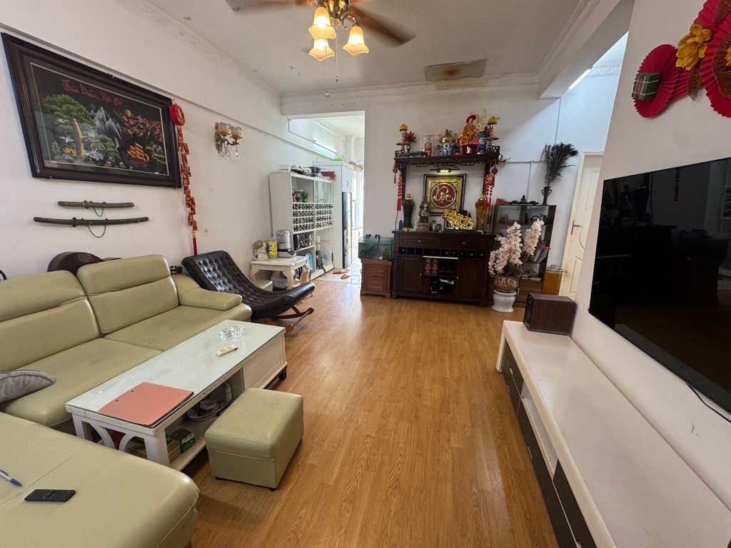 Bán nhà Định Công - diện tích 81m2 1 tầng - Căn hộ số 20 thuộc tầng 7 - giá 6,25 tỷ