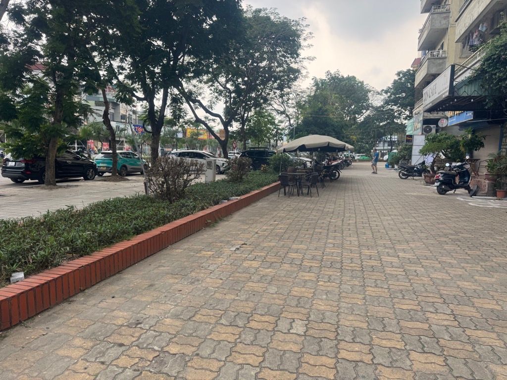 Bán nhà Định Công - diện tích 81m2 1 tầng - Căn hộ số 20 thuộc tầng 7 - giá 6,25 tỷ