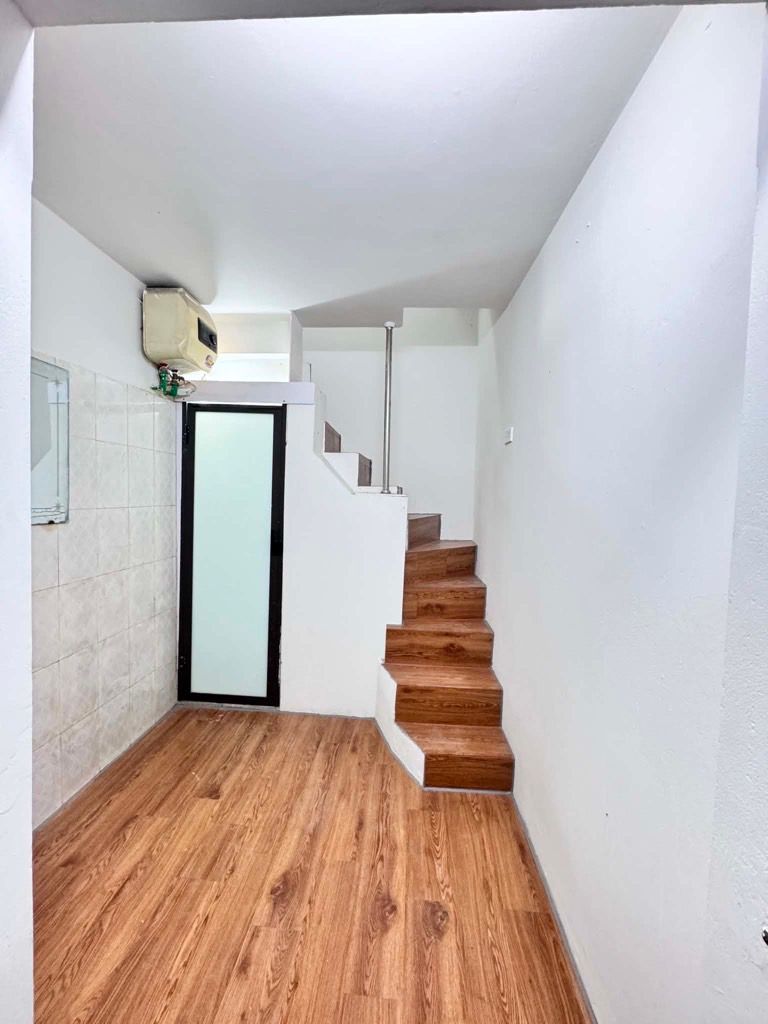 Bán nhà Hồng mai - diện tích 15m2 4 tầng - Nhà nhỏ xinh, hộ khẩu Hai Bà Trưng - giá 1,65 tỷ