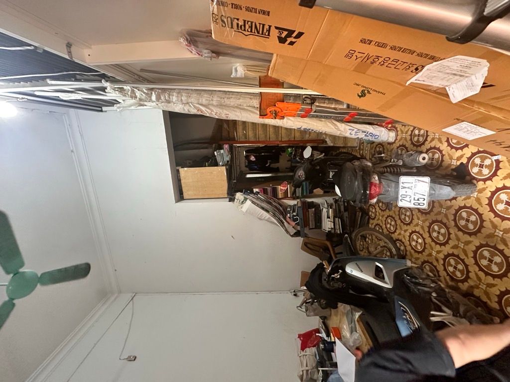 Bán nhà Khuất Duy Tiến - diện tích 28,4m2 2 tầng - Ô tô tránh - giá 9,6 tỷ