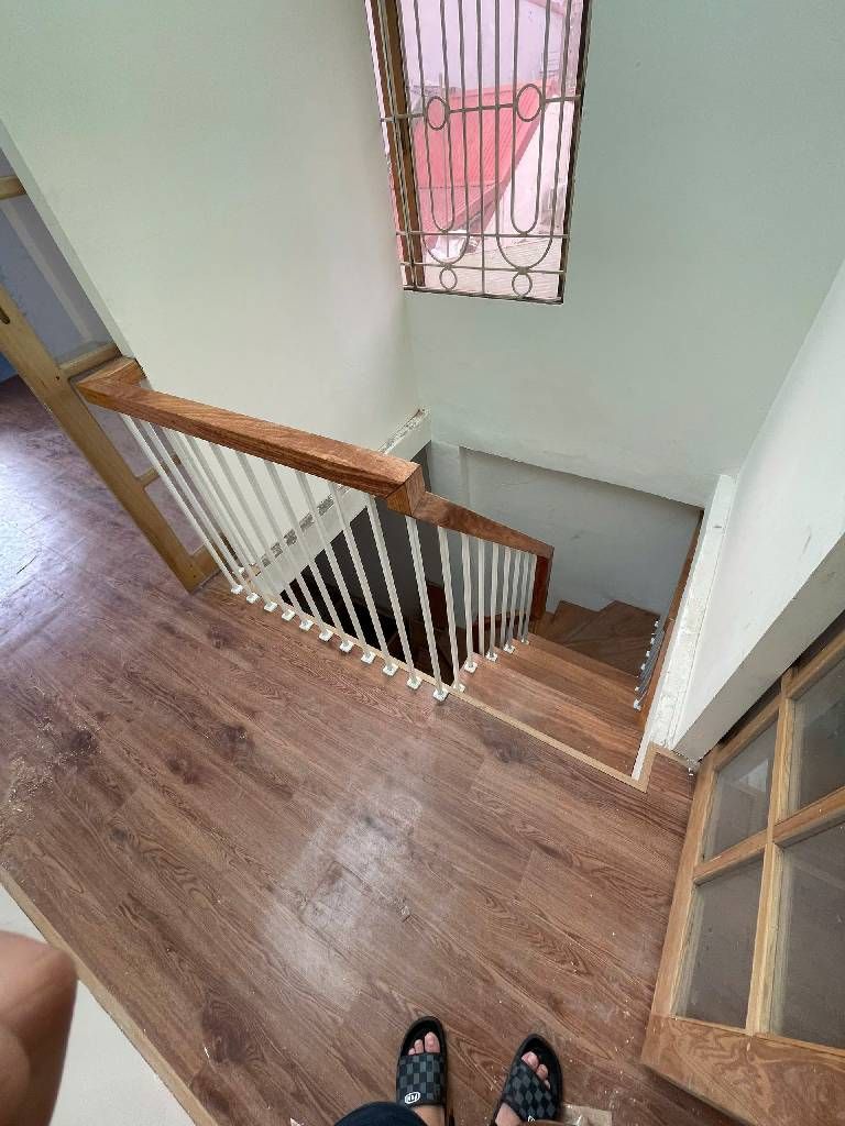 Bán nhà Bùi Ngọc Dương - diện tích 80m2 2 tầng - ô tô qua cửa - giá 4,35 tỷ