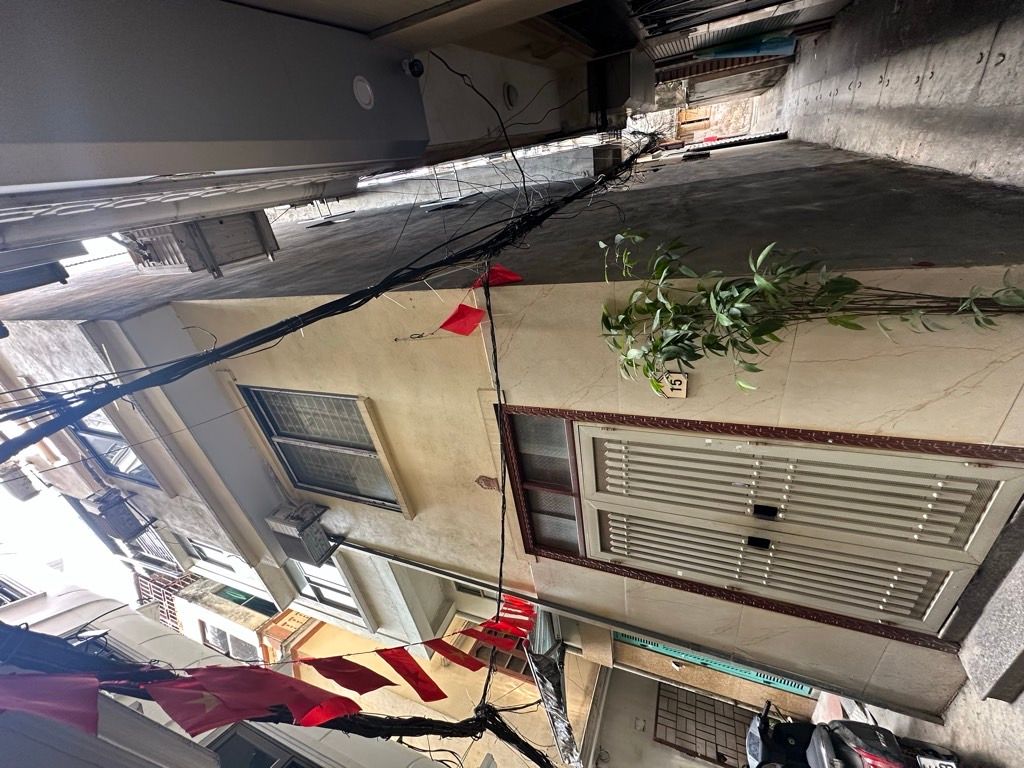 Bán nhà Vũ Hữu - diện tích 21m2 5 tầng - Lô góc, gần ô tô - giá 4,7 tỷ