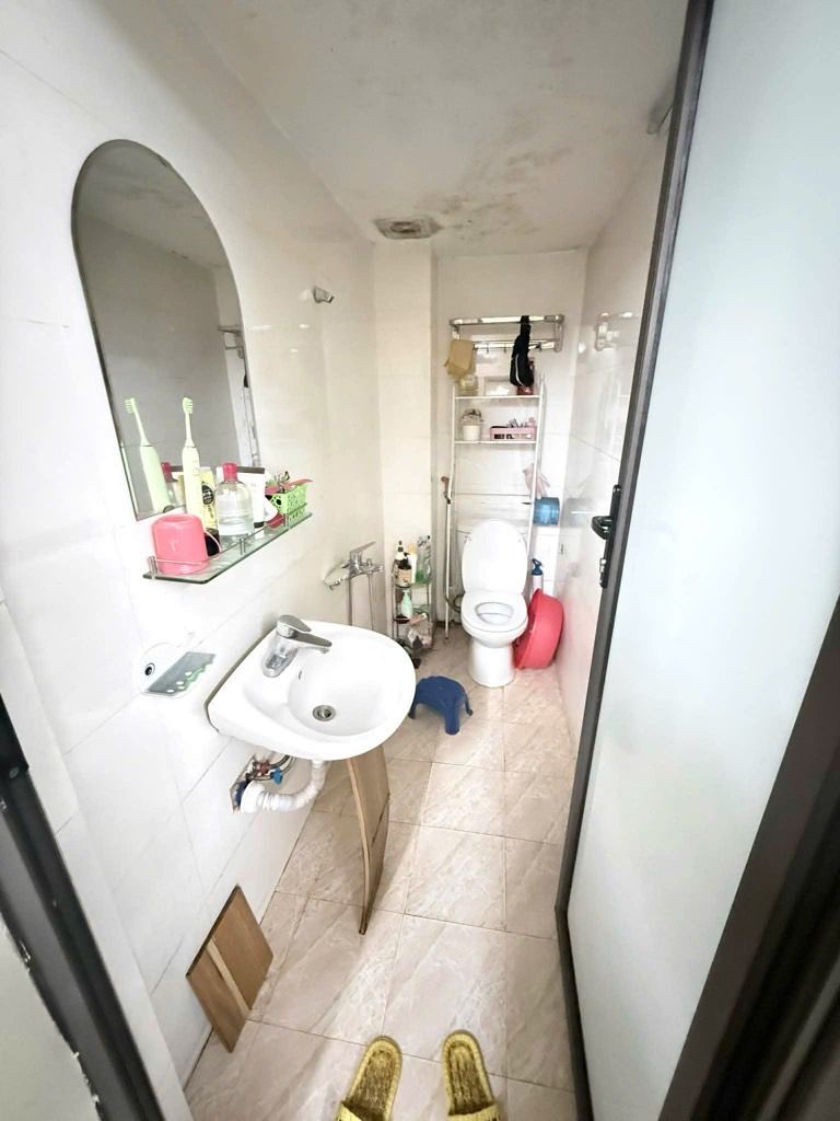 Bán nhà Vũ Hữu - diện tích 21m2 5 tầng - Lô góc, gần ô tô - giá 4,7 tỷ