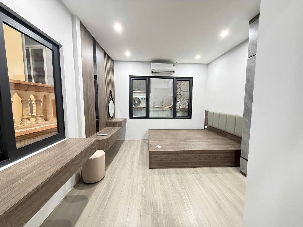 Bán nhà Tôn Đức Thắng - diện tích 10,9m2 5 tầng - Lô góc - giá 7 tỷ