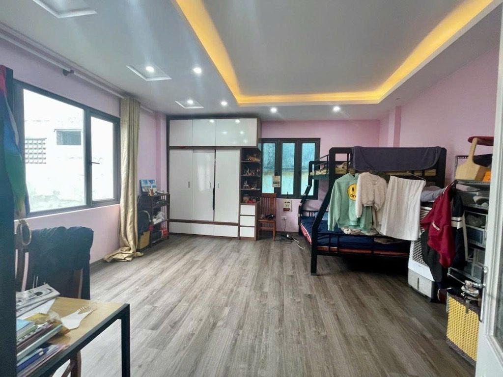 Bán nhà Trung Phụng - diện tích 27m2 5 tầng - Lô góc 2 mặt thoáng - giá 9,9 tỷ