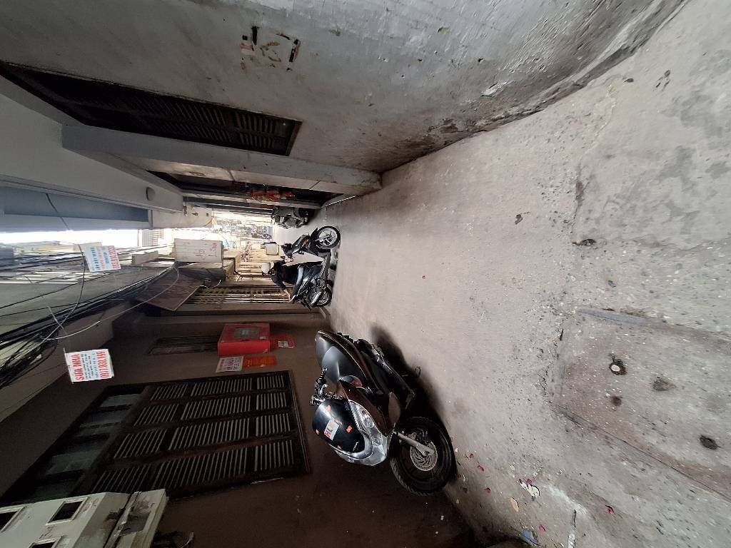 Bán nhà Thái Thịnh - diện tích 26,5m2 5 tầng - Mặt tiền rộng - giá 9,5 tỷ